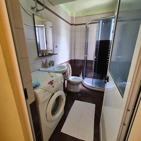 Apartment Lulzim