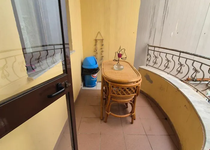 Lulzim Apartmán Durrës